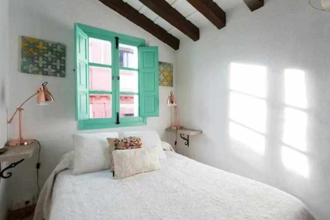 Salvador Urban Apartment Seville