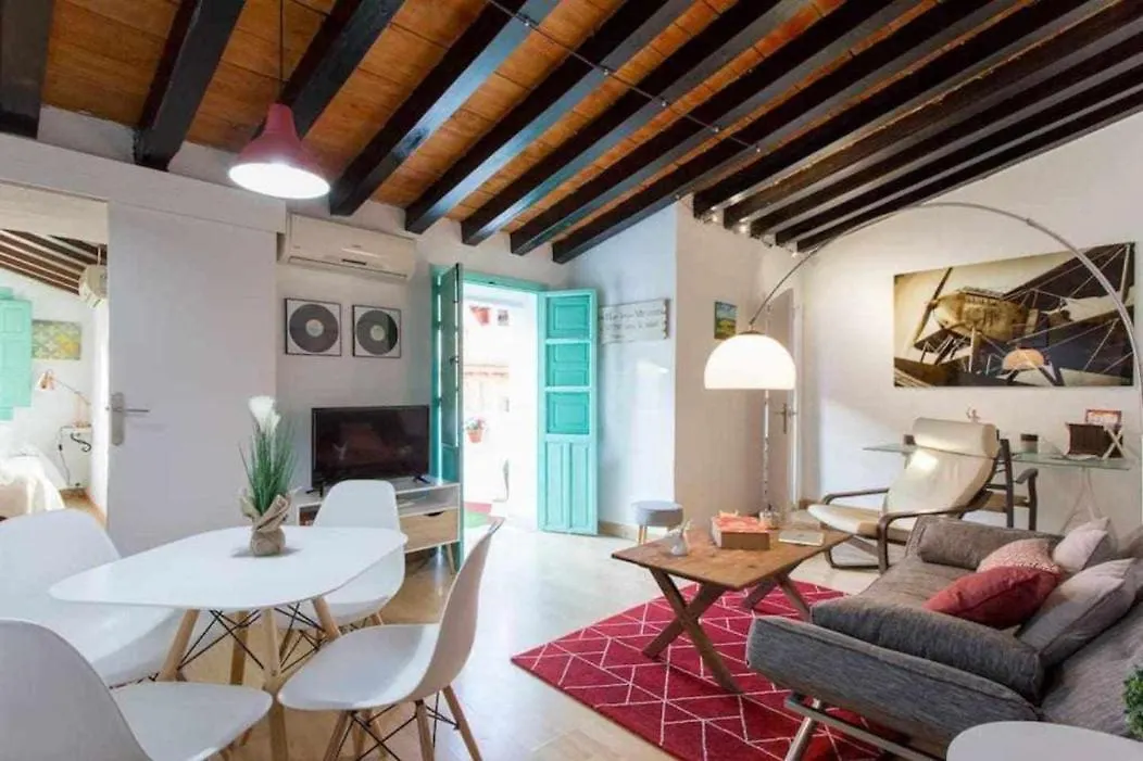 Salvador Urban Apartment Siviglia